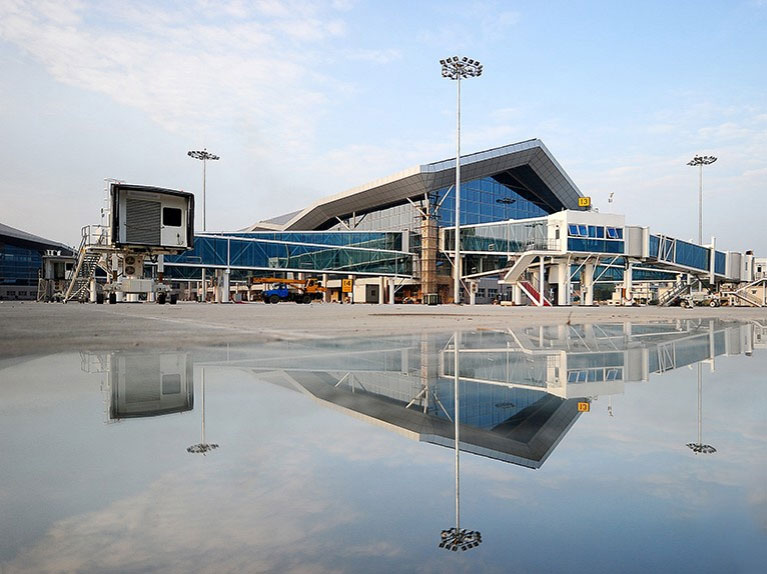 Passenger Boarding Bridges الجسور الصعود للركاب