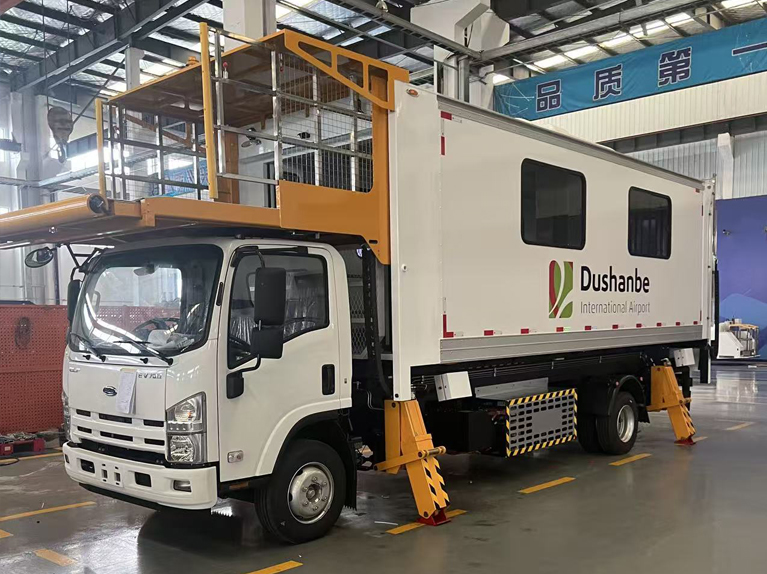 electric Airport Ambulift سيارة إسعاف المطار الكهربائية