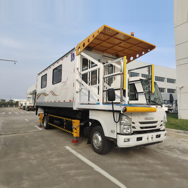 مطار ambulift (نصف محرك ديزل)