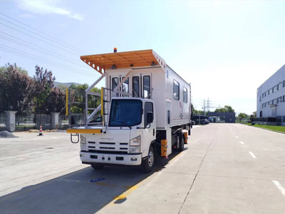 المصعد الطبي للطائرة PRM