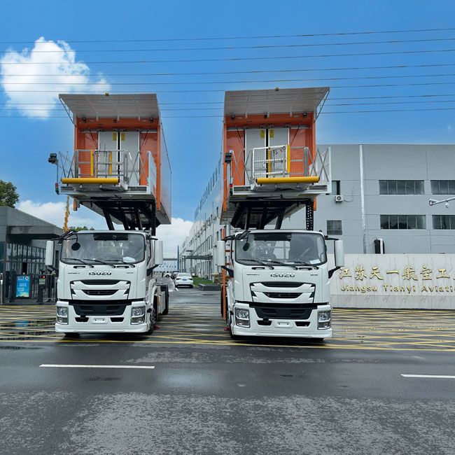 الطائرات المطاعم المرتفعة (600p Isuzu)