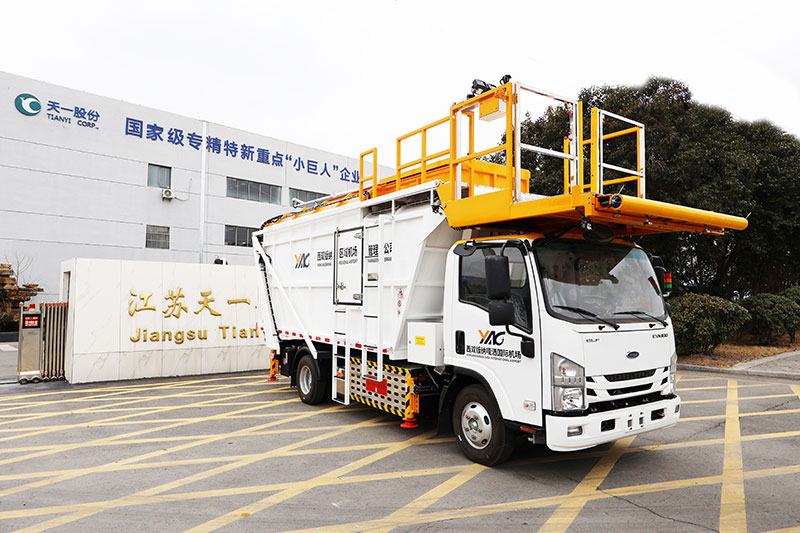 شاحنة قمامة الطائرات الكهربائية